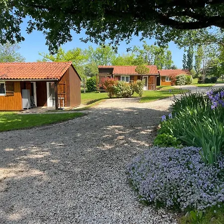 Les Du Causse 2 Parque de vacaciones Gelle